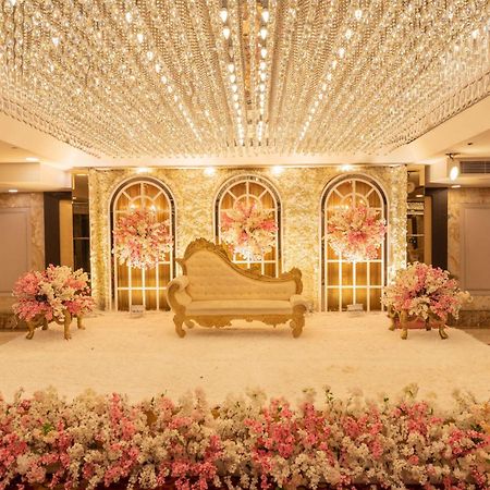Hotel Radisson Blu Kaushambi Delhi Ncr Ghaziabad Esterno foto