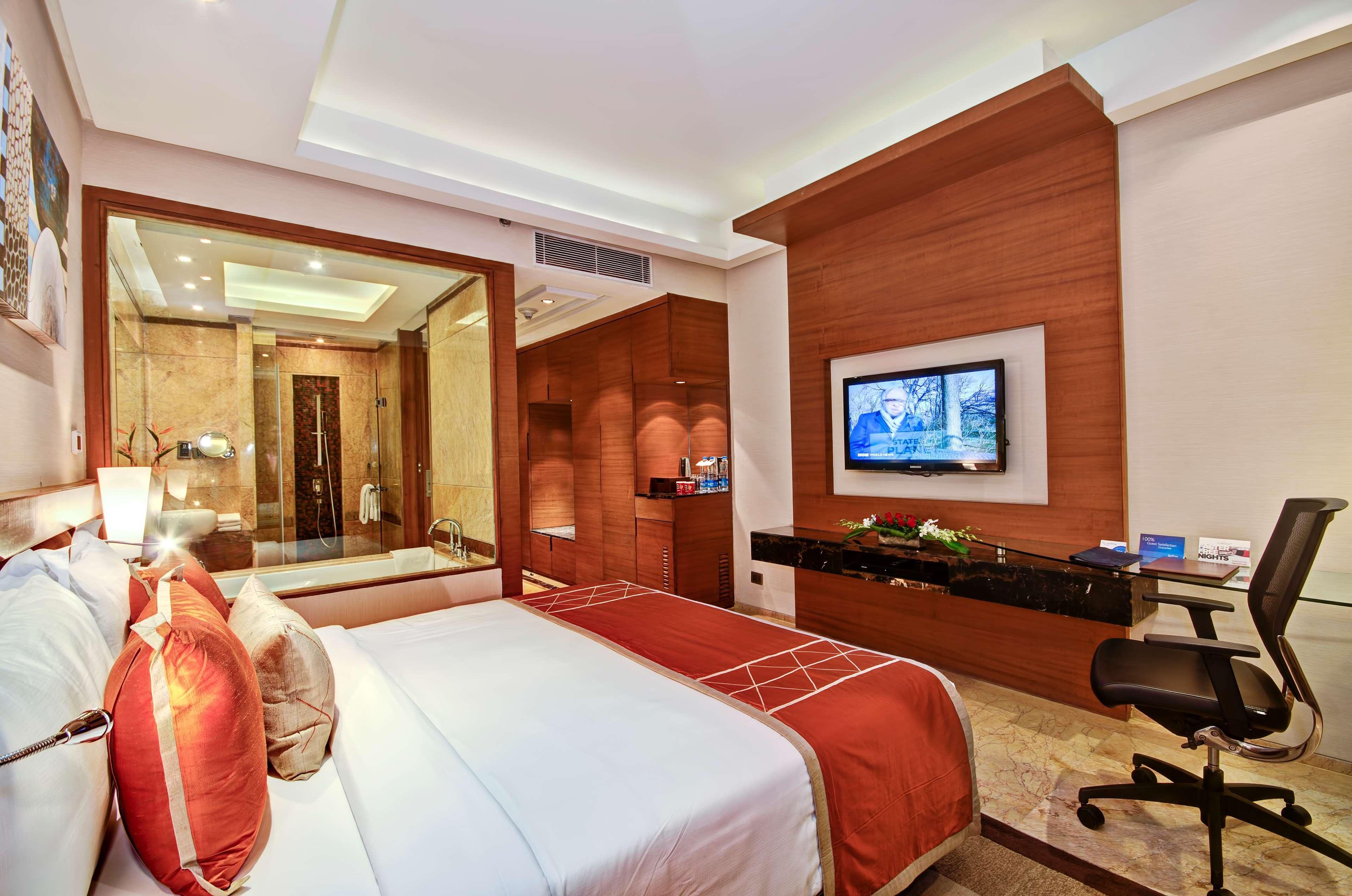 Hotel Radisson Blu Kaushambi Delhi Ncr Ghaziabad Esterno foto