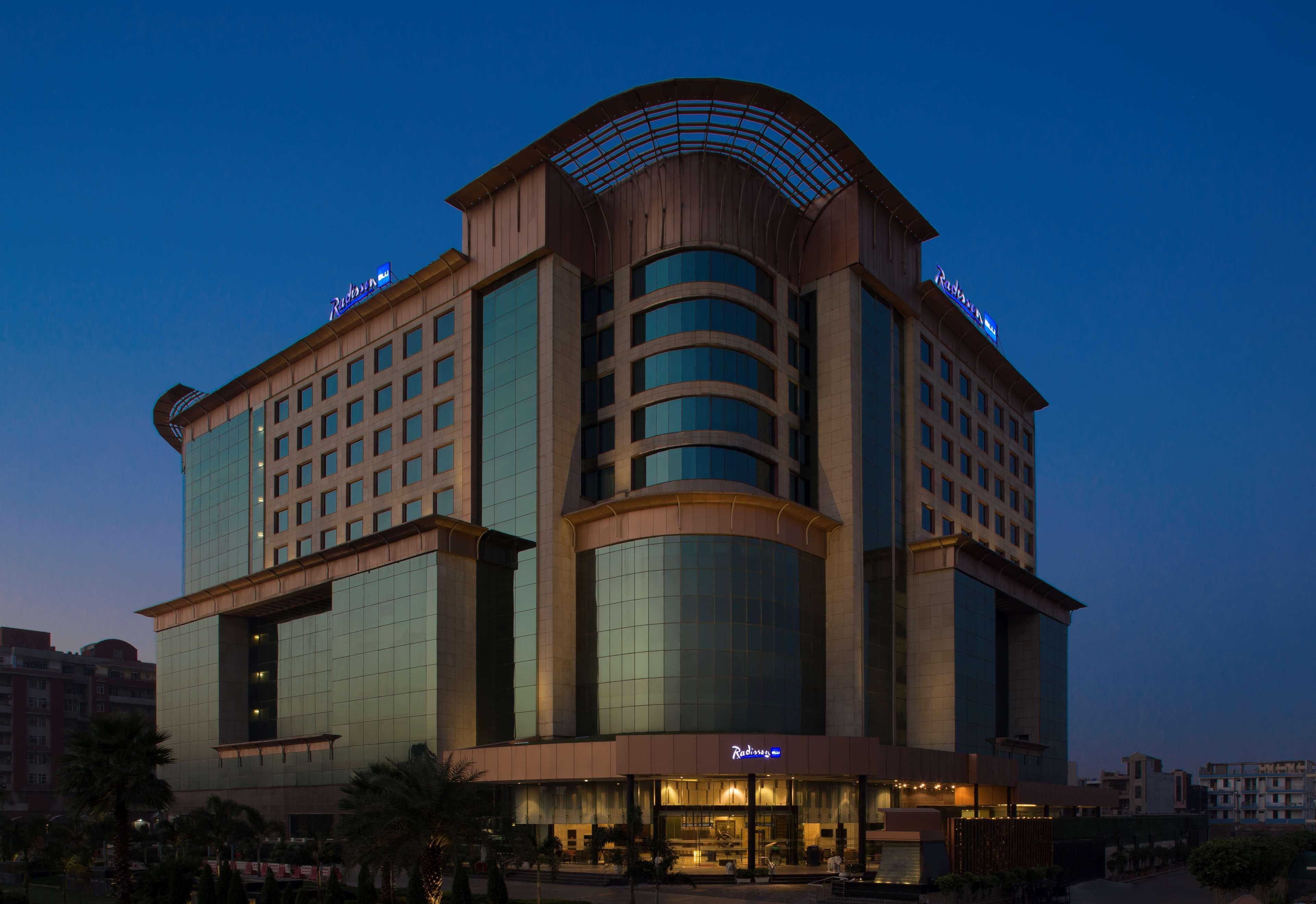 Hotel Radisson Blu Kaushambi Delhi Ncr Ghaziabad Esterno foto