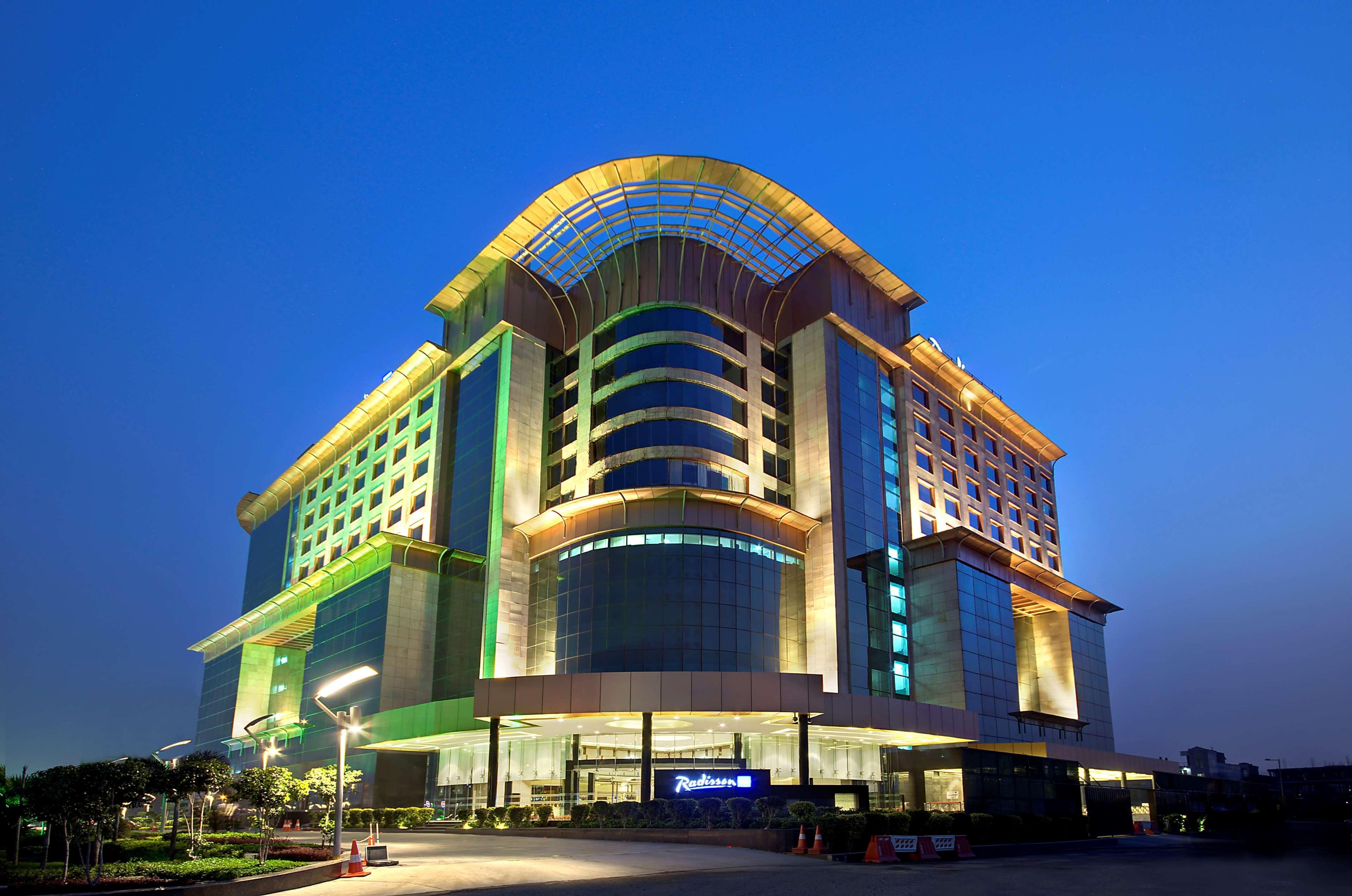 Hotel Radisson Blu Kaushambi Delhi Ncr Ghaziabad Esterno foto