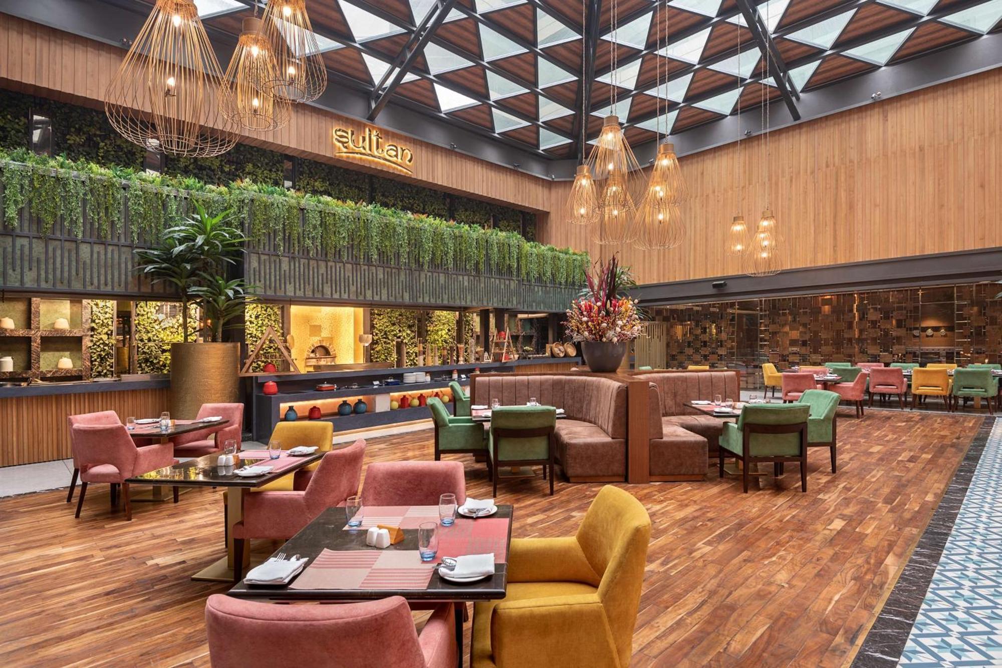 Hotel Radisson Blu Kaushambi Delhi Ncr Ghaziabad Esterno foto