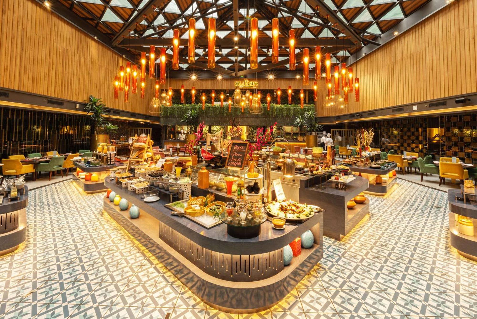 Hotel Radisson Blu Kaushambi Delhi Ncr Ghaziabad Esterno foto